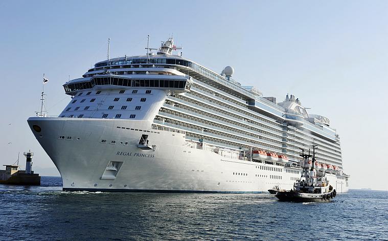 Athens Piraeus Port Transfers Piraeus Port to Athens Transfer Athens Airport to Piraeus Port Private Transfers Piraeus Port Piraeus Port Shuttle Service Athens Cruise Port Transfers Athens Private Tours from Piraeus Piraeus Port Taxi Service Piraeus Port Luxury Transfers